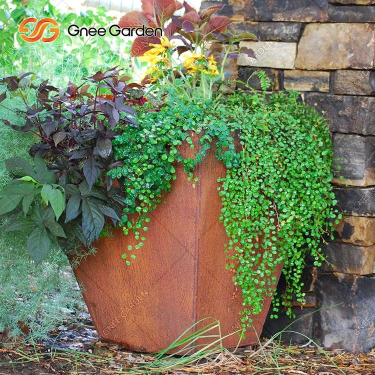 Kotak Penanam Keluli Corten